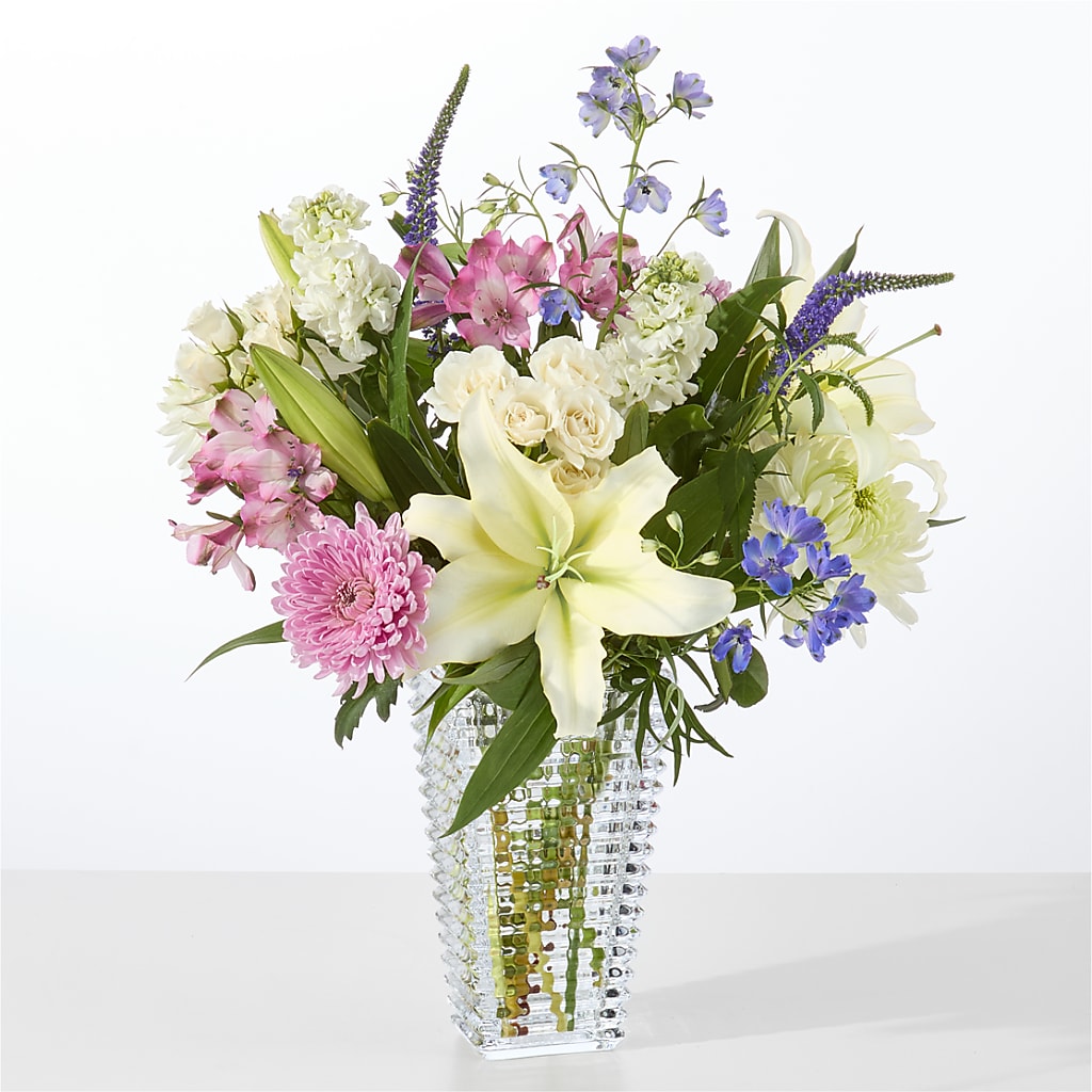 Winter Celebration Bouquet – Exquisite Flowers, Freeport FL
