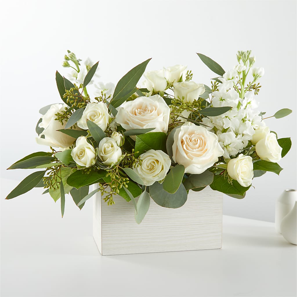 Fresh Linen Box Bouquet – Exquisite Flowers, Freeport FL