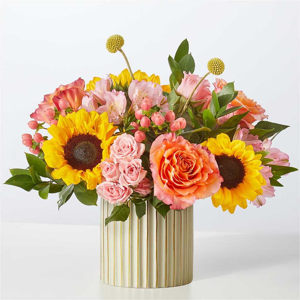 Sun's Out Bouquet – Exquisite Flowers, Freeport FL