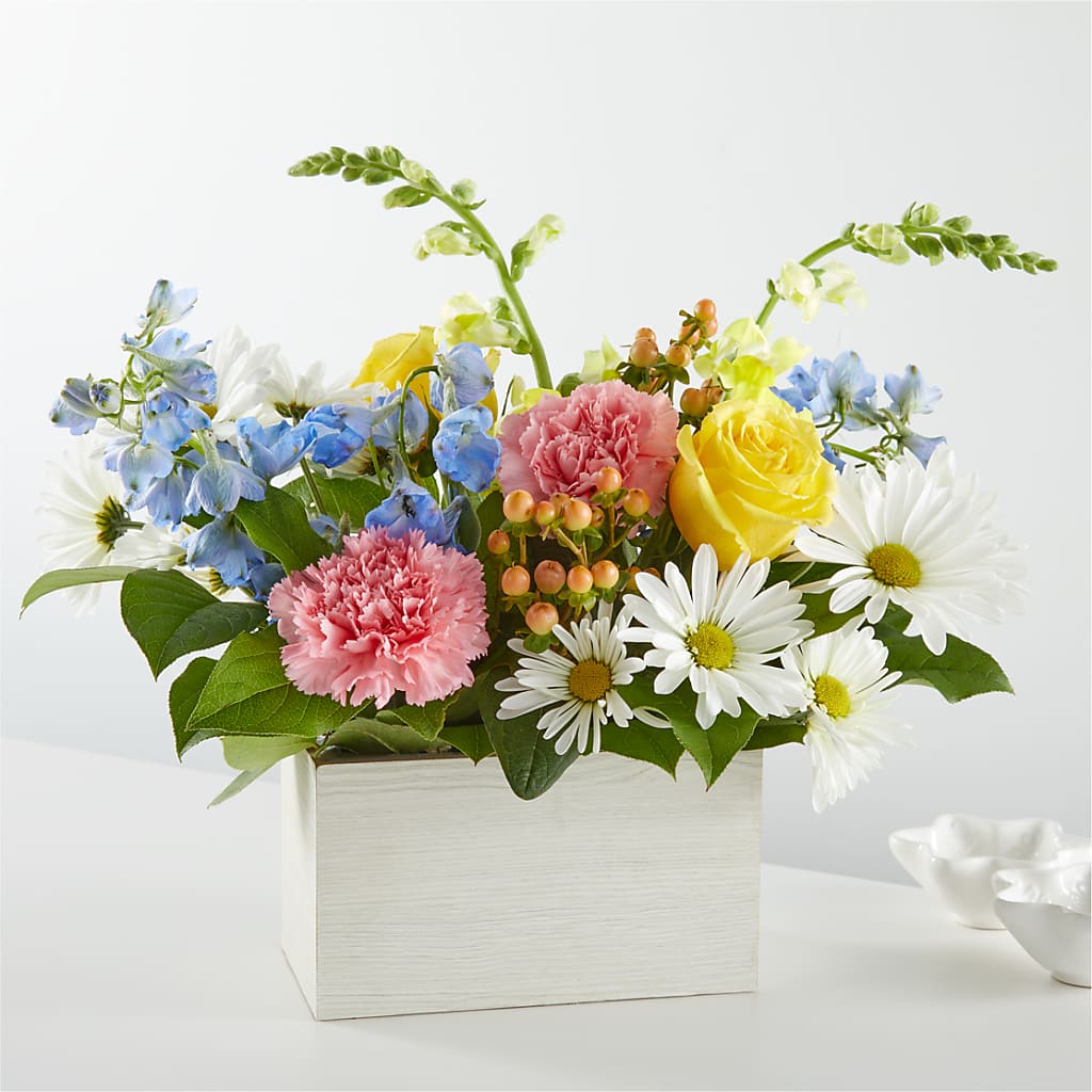 Sun Salutation Box Bouquet – Exquisite Flowers, Freeport FL