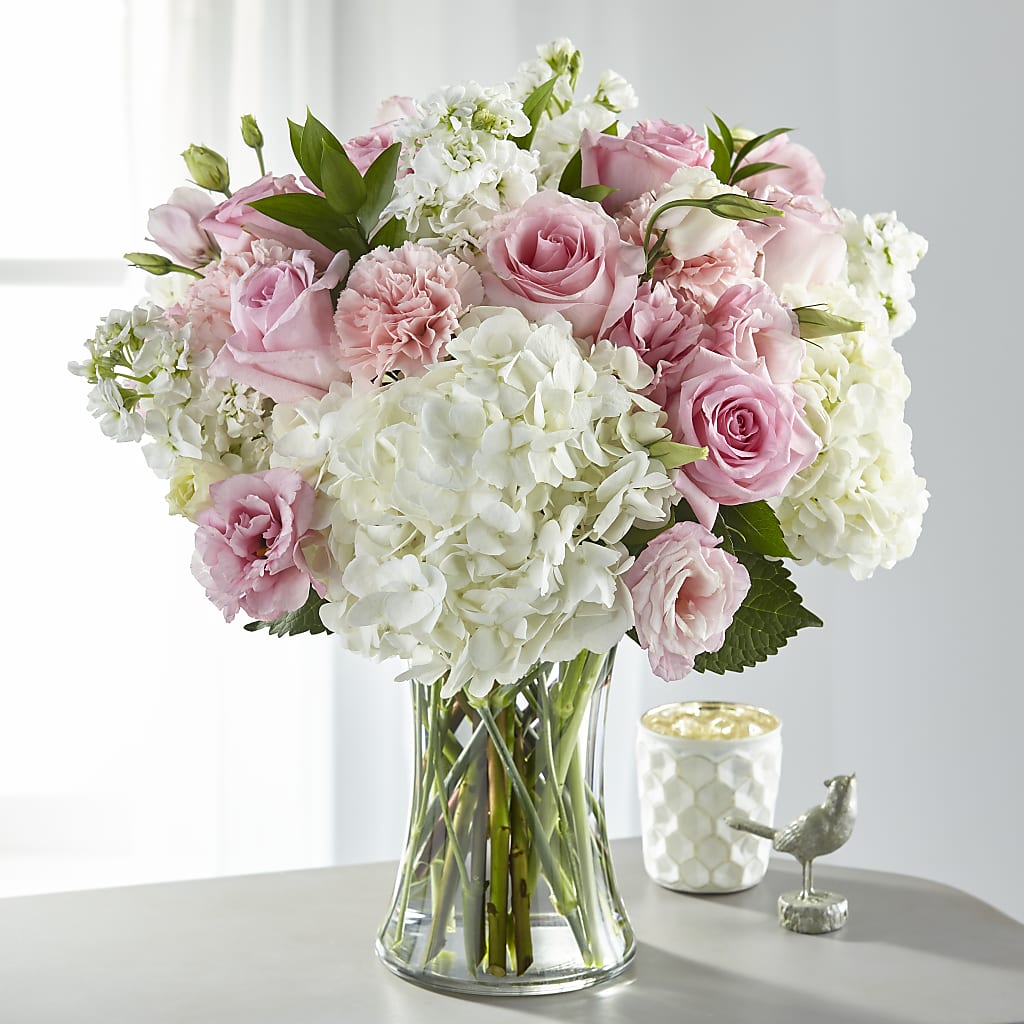 Guiding Grace Bouquet – Exquisite Flowers, Freeport FL