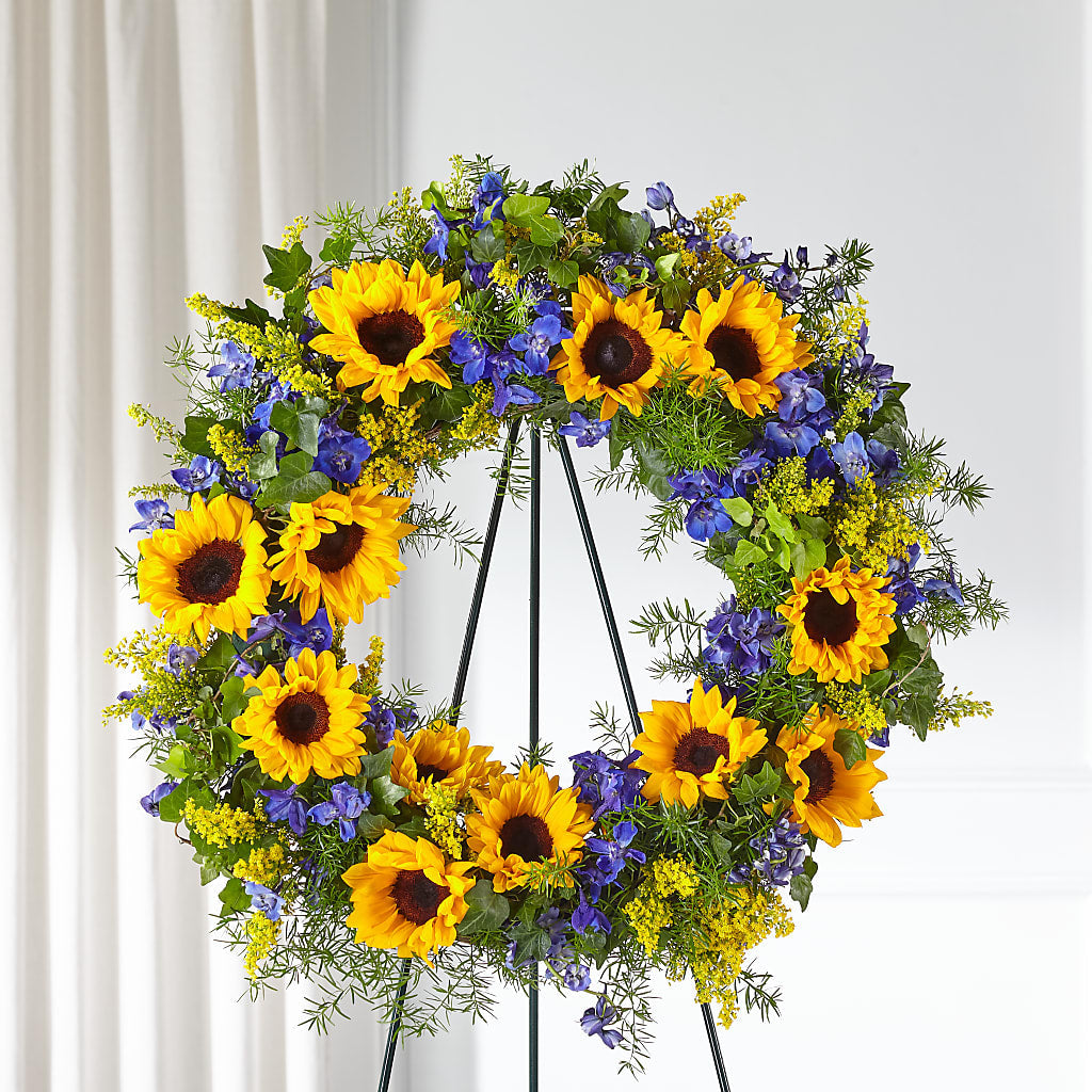 Bright Rays Wreath – Exquisite Flowers, Freeport FL
