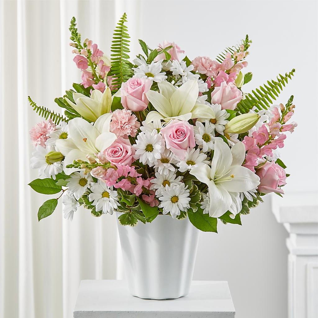 Soft Touch Tabletop Basket – Exquisite Flowers, Freeport FL
