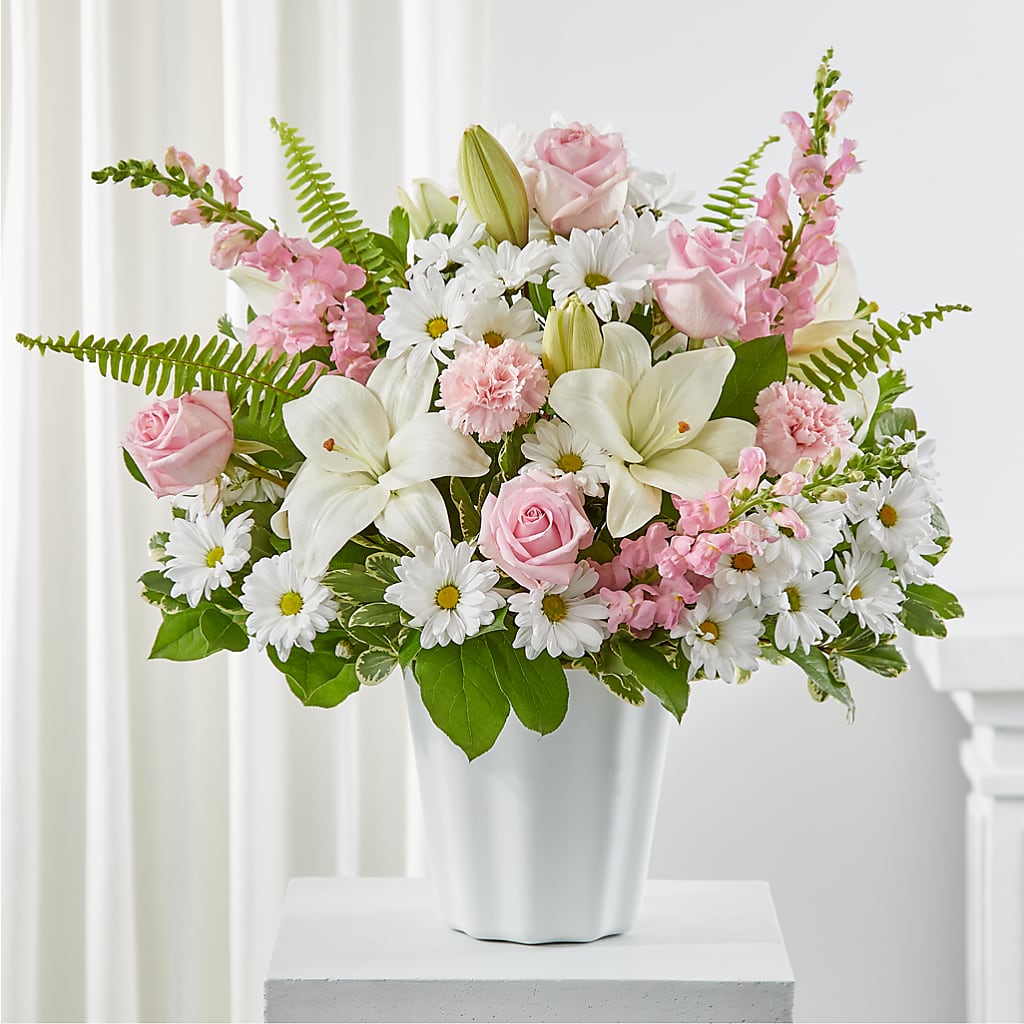 Soft Touch Tabletop Basket – Exquisite Flowers, Freeport FL