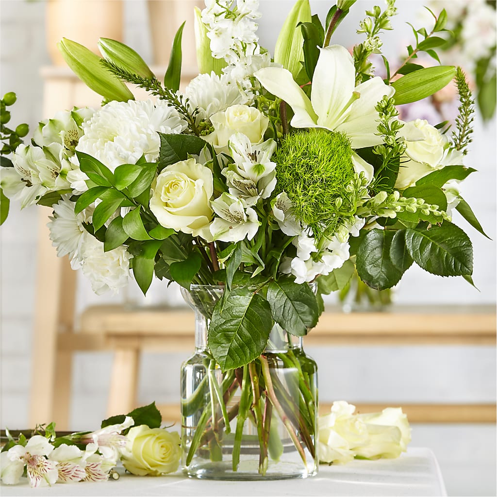Classic Ivory – A Florist Original – Exquisite Flowers, Freeport FL