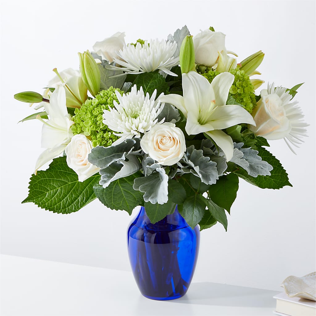 Snowy Dreams Bouquet – Exquisite Flowers, Freeport FL