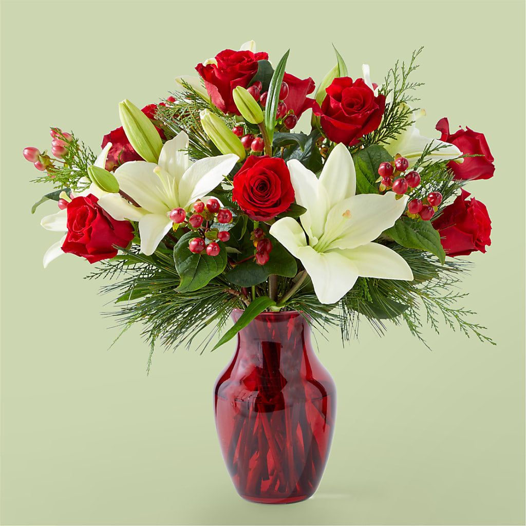 Evergreen Delight Bouquet – Exquisite Flowers, Freeport FL