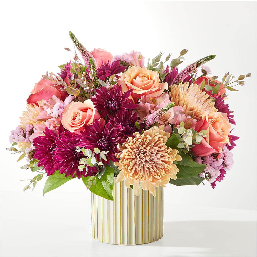 Berry Cobbler Bouquet with Ivory Vase – Exquisite Flowers, Freeport FL