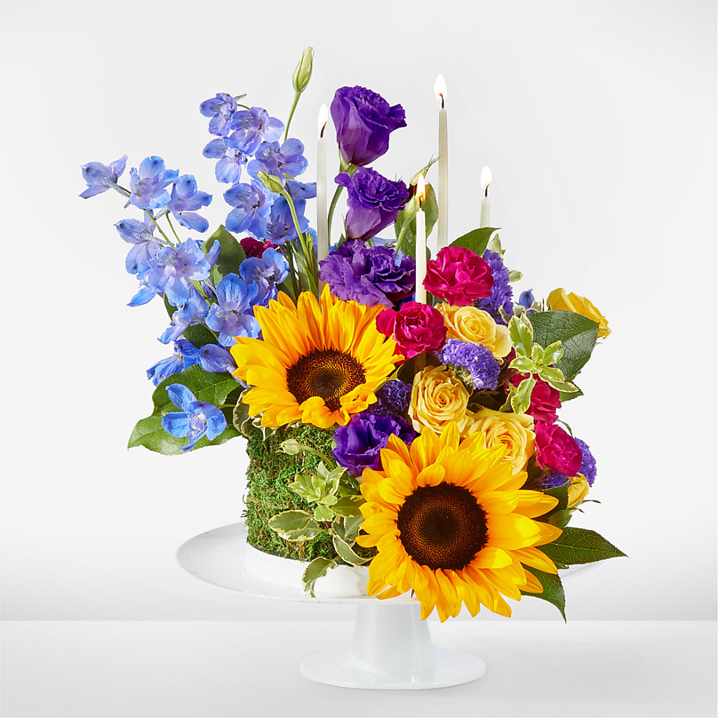 Star of the Day Floral Cake – Exquisite Flowers, Freeport FL