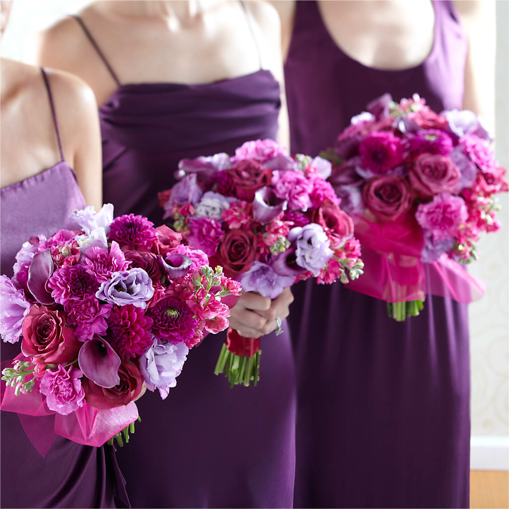 Bridesmaid's Garden Bouquet – Exquisite Flowers, Freeport FL