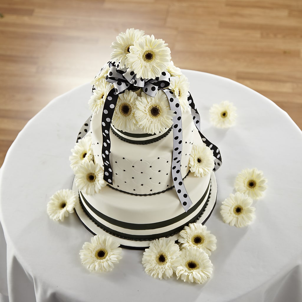 Simple Sophistication Cake Décor – Exquisite Flowers, Freeport FL