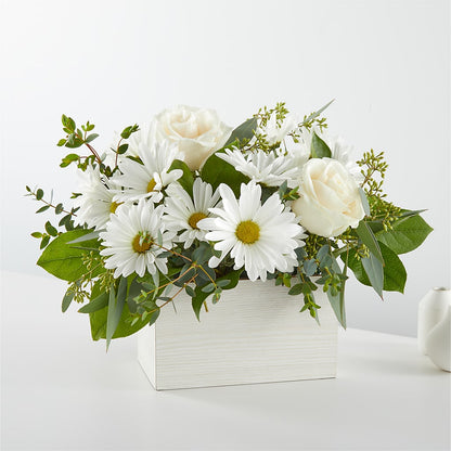 Fresh Linen Box Bouquet –  Exquisite Flowers, Freeport FL