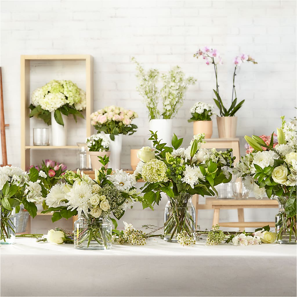 Classic Ivory – A Florist Original –  Exquisite Flowers, Freeport FL
