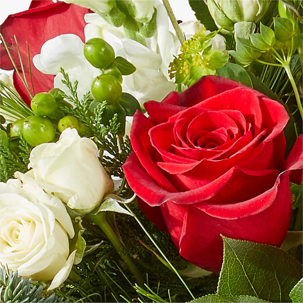 Deck the Halls Bouquet –  Exquisite Flowers, Freeport FL