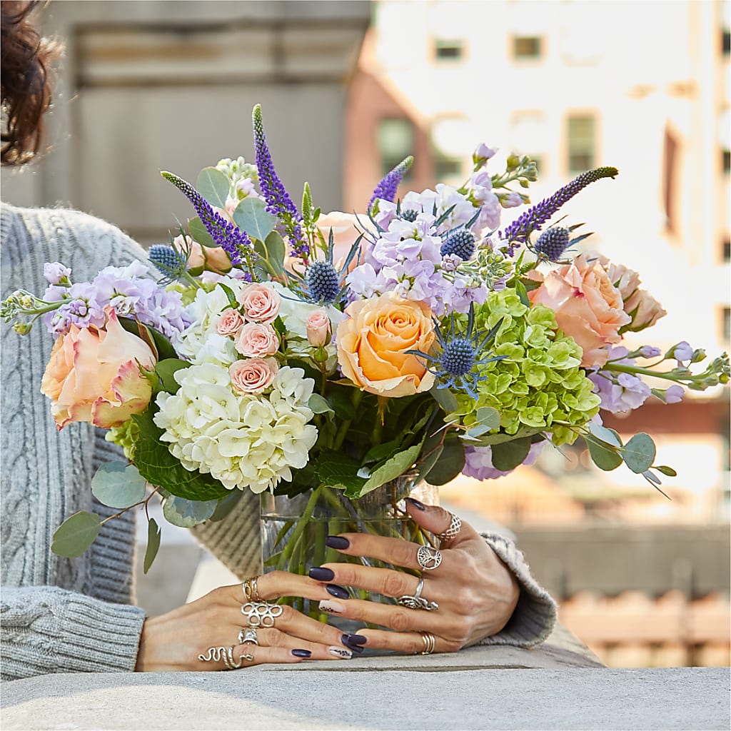 Porch Swing Bouquet –  Exquisite Flowers, Freeport FL