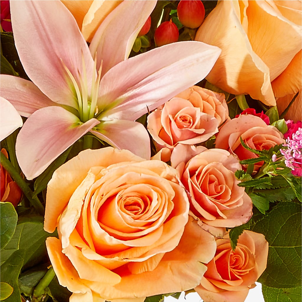 Bisous Bouquet –  Exquisite Flowers, Freeport FL